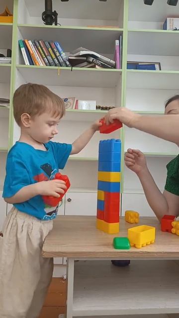 7 сигналов, что у ребёнка сенсорная перегрузка