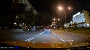 ДТП в Москве "Видишь самокатчика? А он есть!"