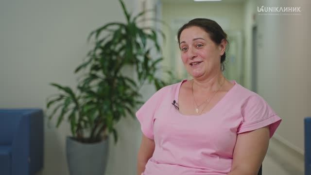 Пациентка Инна: "Отдельная благодарность хирургам, которые буквально поставили меня на ноги!" смотреть онлайн