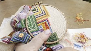 Вышивальное лето. Красивая подушка с вышивкой. Вышивка крестиком. Текстиль в интерьере.