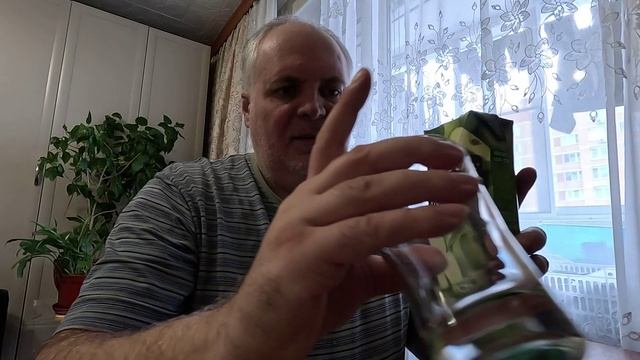 Чижик качество сока GREENOLA отвалилась крышка. Обзор покупателя