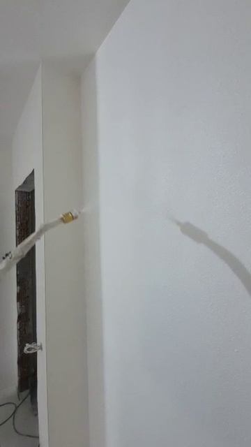 Механизированное нанесение шпатлевки с помощью с помощью шпаклевочной станции SCHTAER SPA 1055