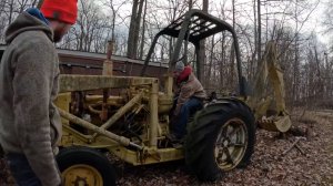 МОЩЬ! Нашли трактор 1961 года! Заведется ли? #21