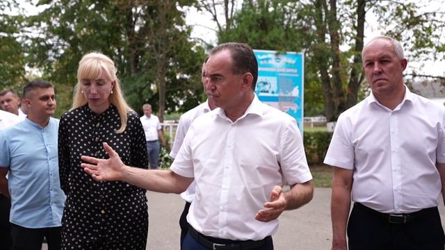 Рабочая поездка в Мостовский район смотреть онлайн