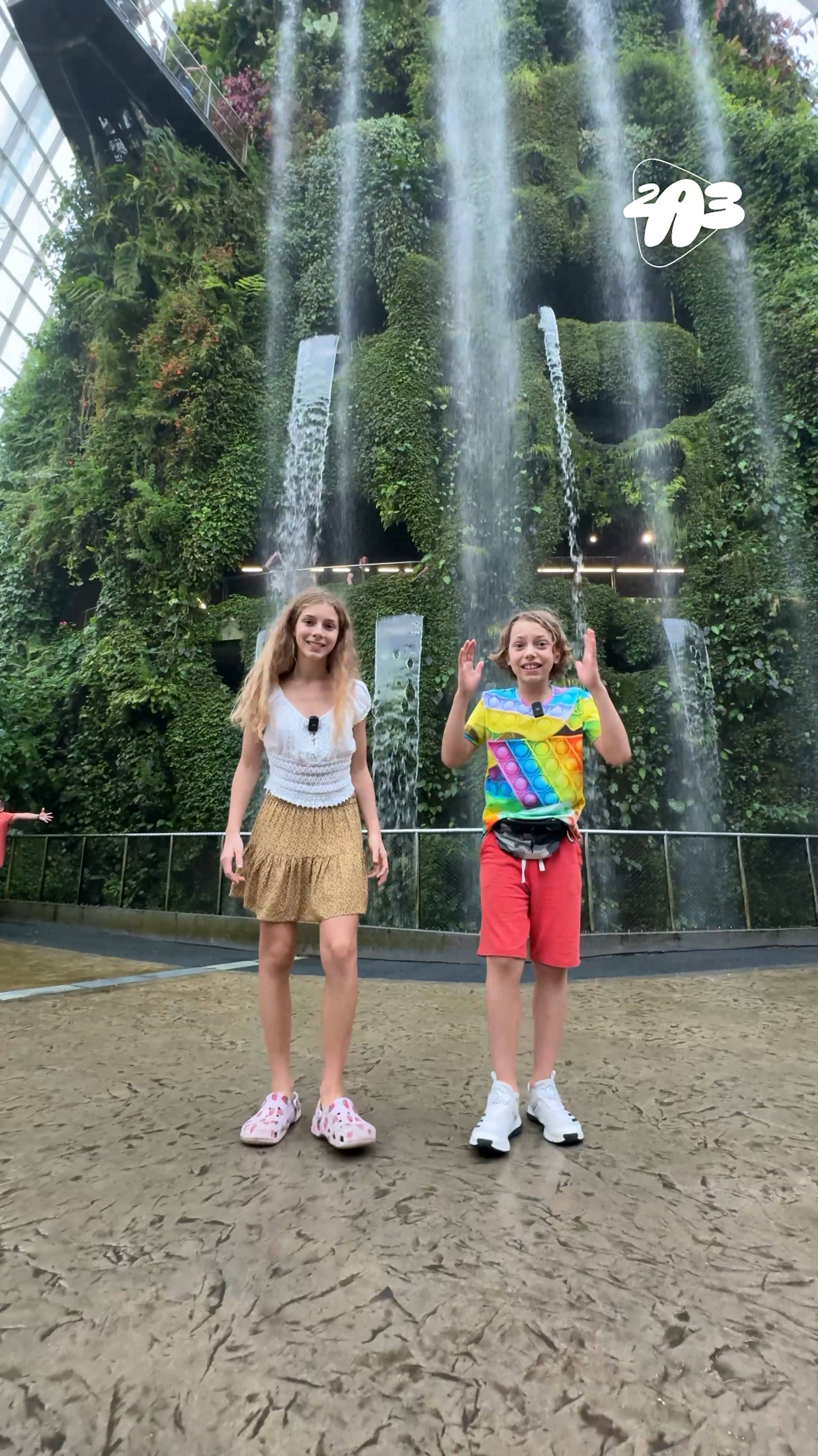 👀 Этот СЕКРЕТНЫЙ город СКРЫВАЮТ от ТУРИСТОВ! смотреть онлайн