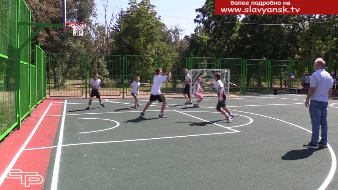 На радость физкультурникам и спортсменам смотреть онлайн