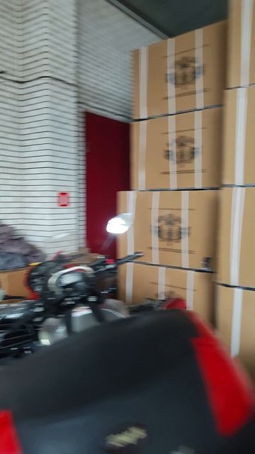 Вова скала и Женёк бензопила бьют рекорды 240 мотоциклов вдвоём смотреть онлайн