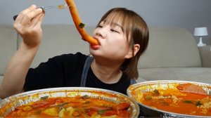 🔥🍲 Мукбанг и Mukbang: 30cm сосиска! Острая сосиска в рагу 🥘 Рамен 🍜 КОРЕЙСКАЯ АСМР-ЕДА