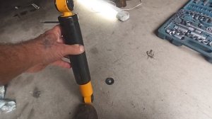 Замена амортизаторов на Ниве 2121