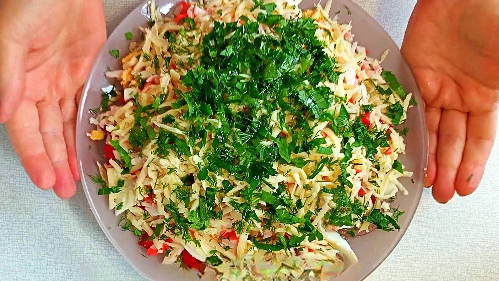 Салат Крабовый летний Привычный Салат по новому Это просто смотреть онлайн