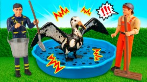 Нефтяное пятно в океане! Машины Помощники спасают морских обитателей!