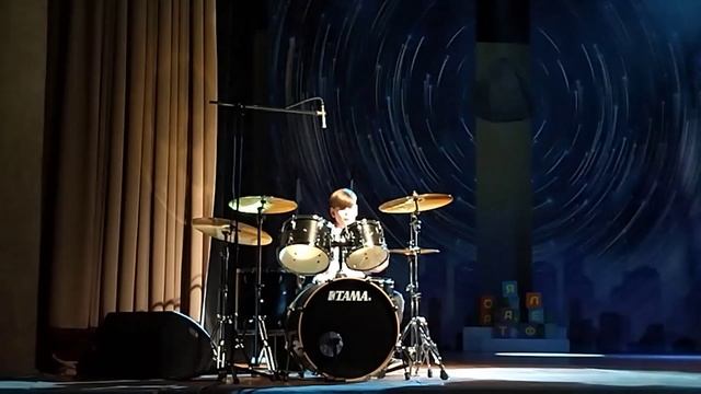 Денис Майданов 