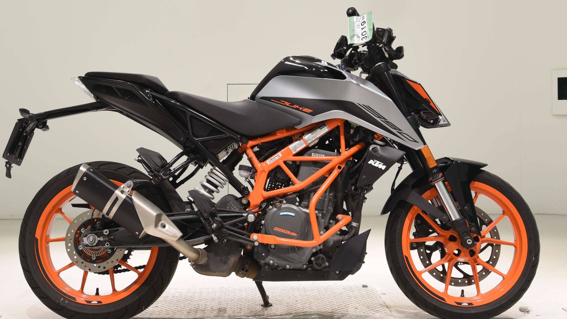 KTM 390 DUKE - VBKJPJ40XNC247353 смотреть онлайн