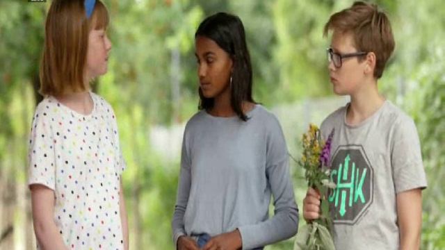 Класс. Сезон: 5. Эпизод: 59 - Лауритс – экстрасенс / Klassen – Laurits er synsk смотреть онлайн