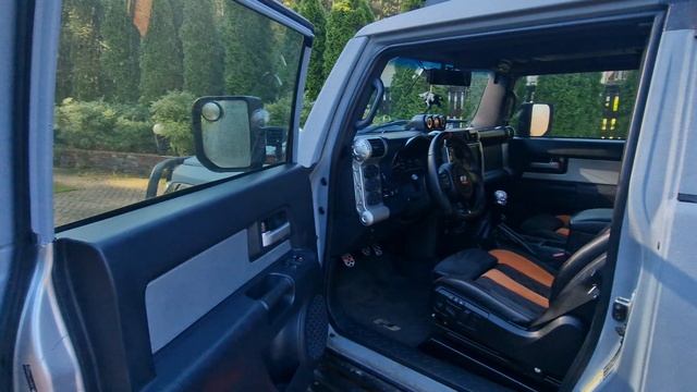 FJ cruiser смотреть онлайн