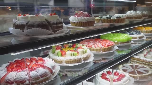 Фруктовые тарелки – Bonoberry в Пусанском национальном университете смотреть онлайн