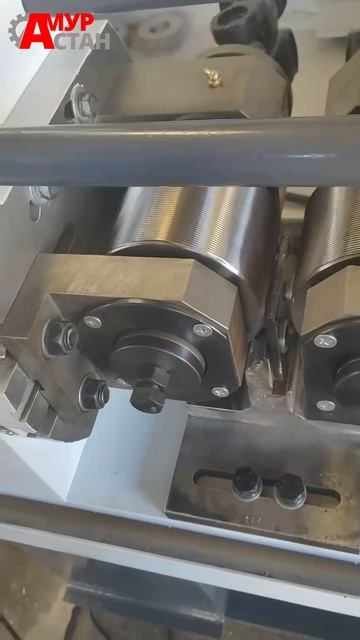 Резьбонакатный станок Z28-40. смотреть онлайн