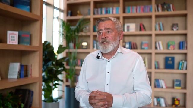 Зачем нужен MAX смотреть онлайн