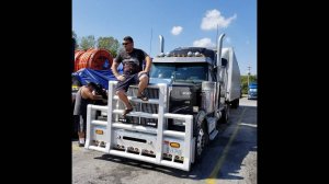 Дальнобой. США. Открытие трак шоу. Встреча советских дальнобойщиков в США