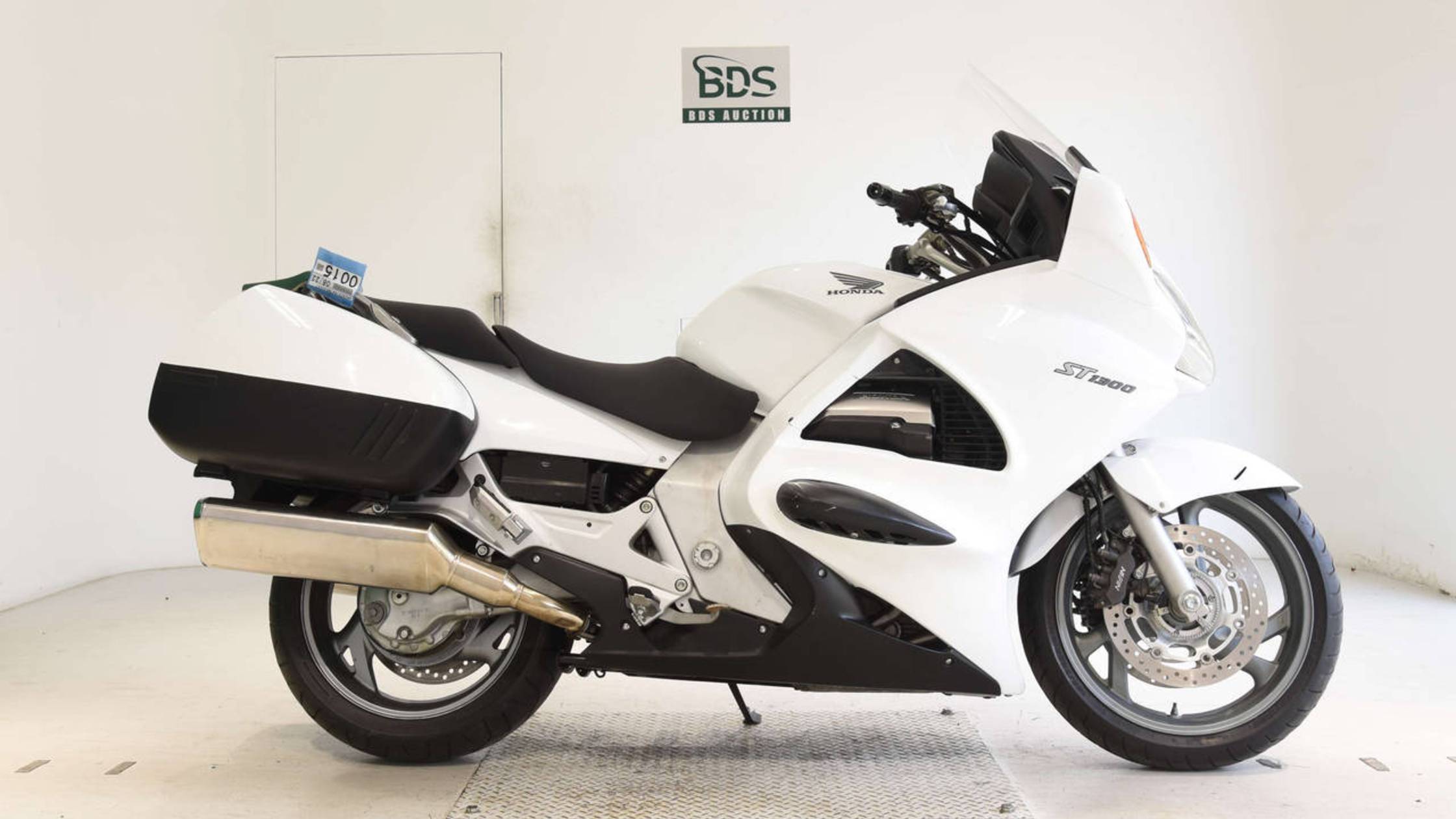 Honda ST1300 PAN EUROPEAN - JH2SC51647M500057 смотреть онлайн