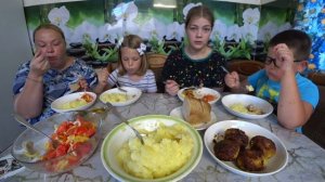 мукбанг с покупными котлетами, первые впечатления от школы