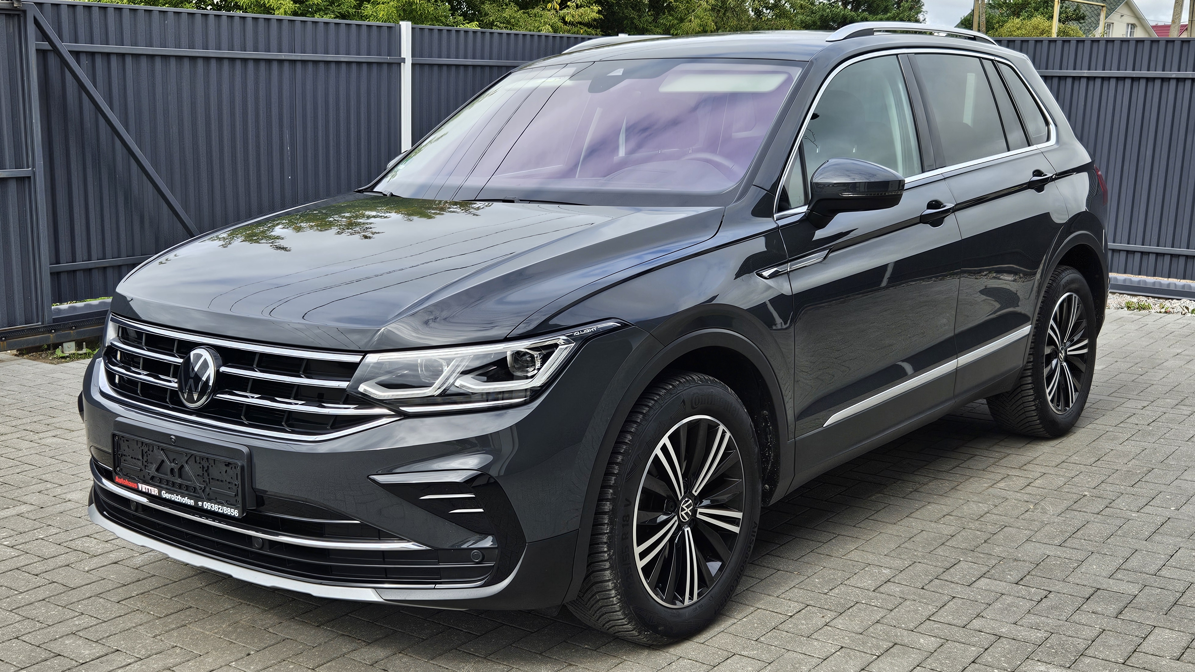 VW Tiguan 2022! 1.5 TSi 150 hp DSG7 DQ381! Камеры 360⁰, проекция, Matrix led IQ.Light, запаска, ACC. смотреть онлайн
