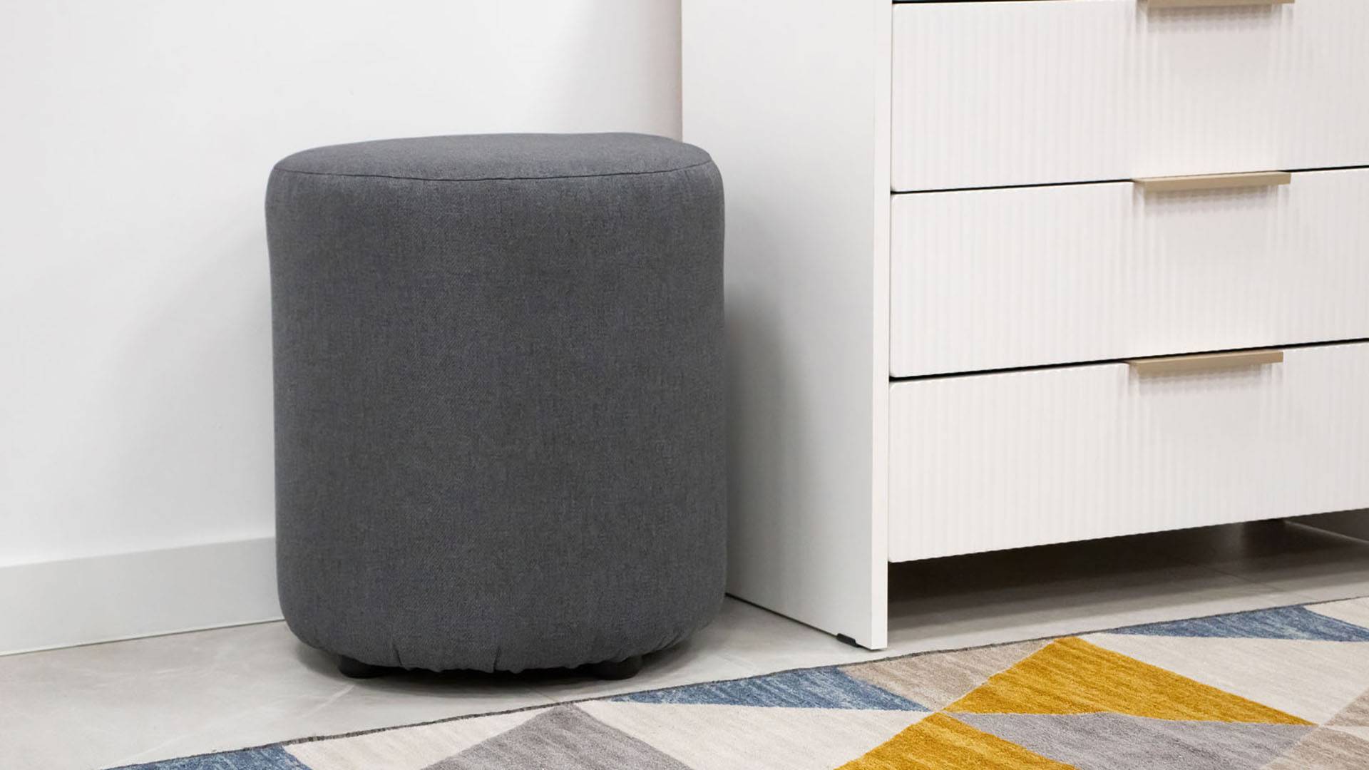 Кит 1 пуф серый смотреть онлайн