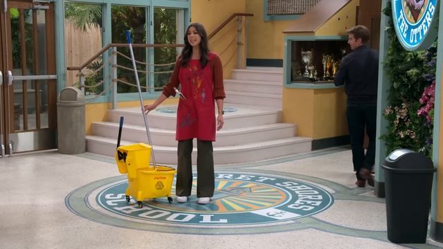 Лучшие моменты летней школы с Хлоей, Максом и Фиби | 30 минут смотреть онлайн