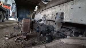 Полный треш.Замена втулки балансира на«Камазе 65115'' (миксер)