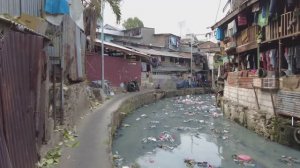 Индонезия. Прогулка в трущобах района Танах-Абанг в Джакарте в формате 4К