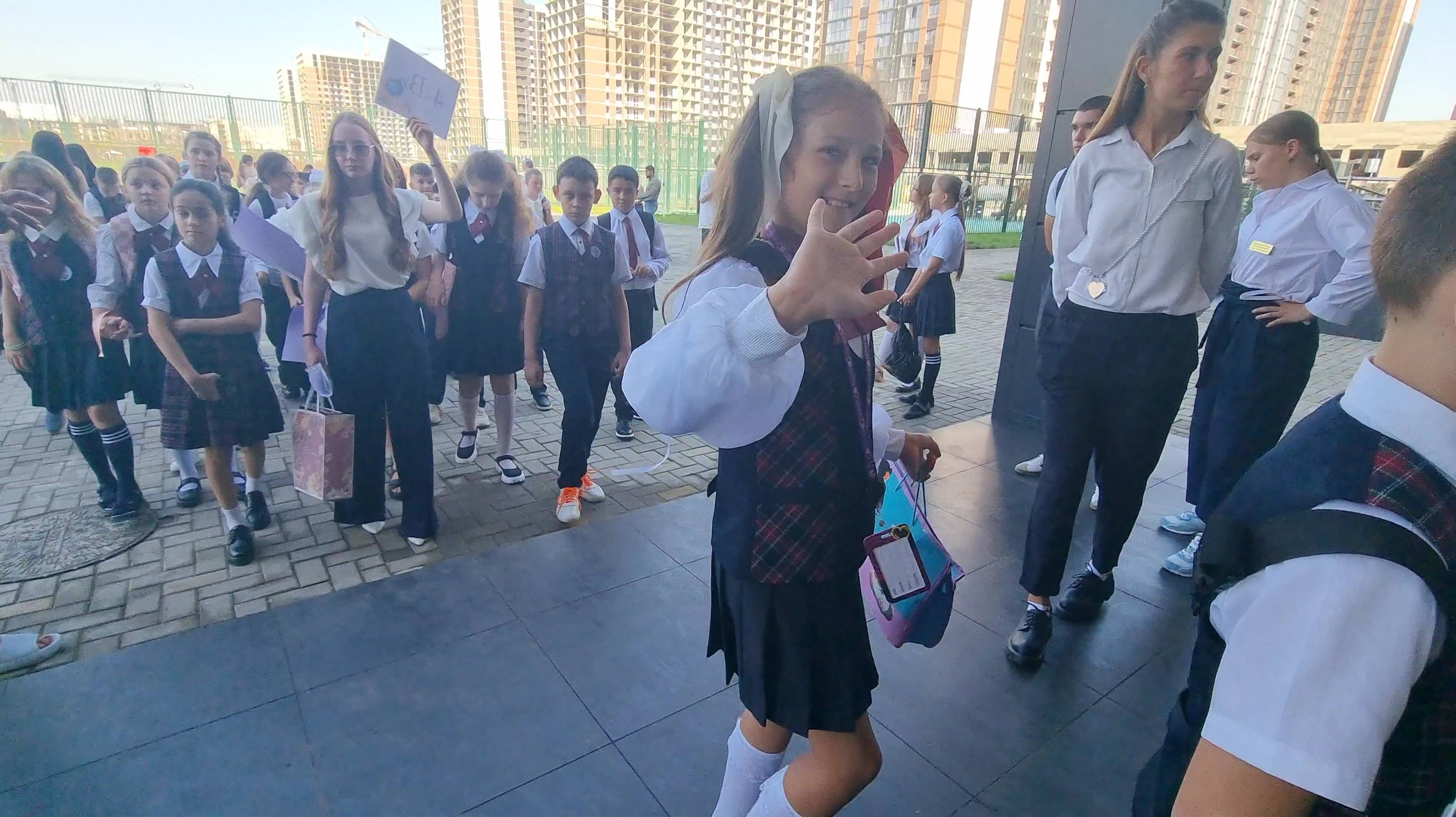 Первый раз в четвёртый класс! смотреть онлайн