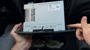 Granta Fl дефлекторы воздуховоды разбор