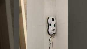 Робот-мойщик окон