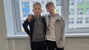 2 серия 1 сезон ШГД. Опять достал красный капюшён и камран