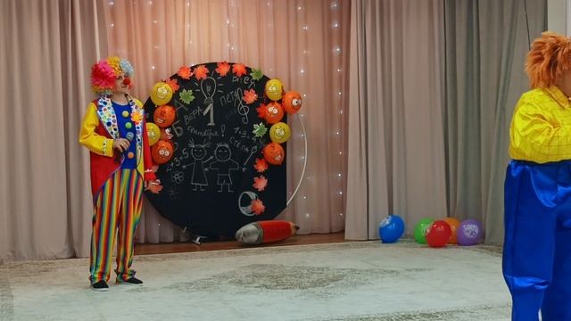 Влог. 1 сентября. Начало учебного года! Трудовые будни. смотреть онлайн