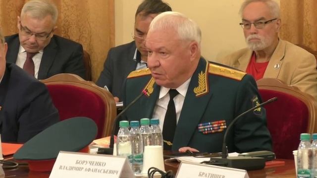 Круглый стол фракции КПРФ на тему: «Вклад Советского Союза в Победу.... смотреть онлайн