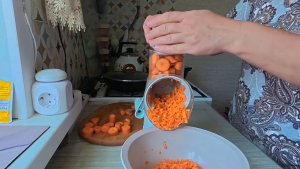 Уже не надо, уже не хочется, а куда деваться?