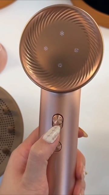 Фен Розовый смотреть онлайн