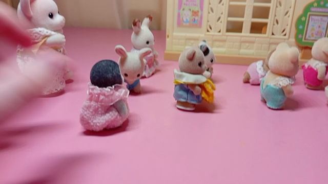 Sylvanian families 21 серия-"Медосмотр в детском саду" смотреть онлайн