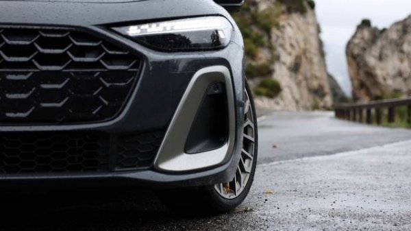 2025 AUDI A5 SEDAN TFSI QUATTRO (B10) FIRST DRIVE - In full detai - Is it an improvement