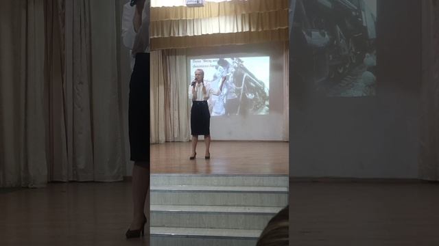 Песня месяц май. смотреть онлайн