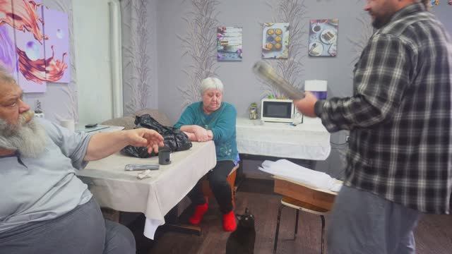 ВСЁ ПОШЛО НЕ ПО ПЛАНУ ! ПОДВАЛ ИЛЬИЧА смотреть онлайн