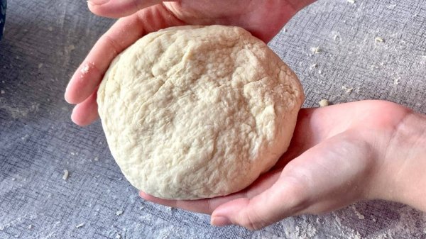 Проще не бывает: бездрожжевое тесто для пиццы, которое всегда удается