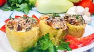 Фаршированные КАБАЧКИ с Курицей и Грибами!