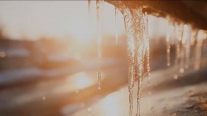 Великая пестня ! А припев вообще отпад !