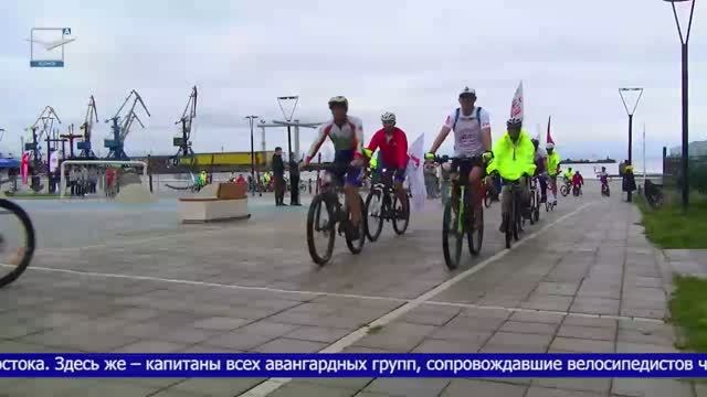 Забег-акция «От Победы к Победе!» и велопробег «Две Победы» в Холмске смотреть онлайн