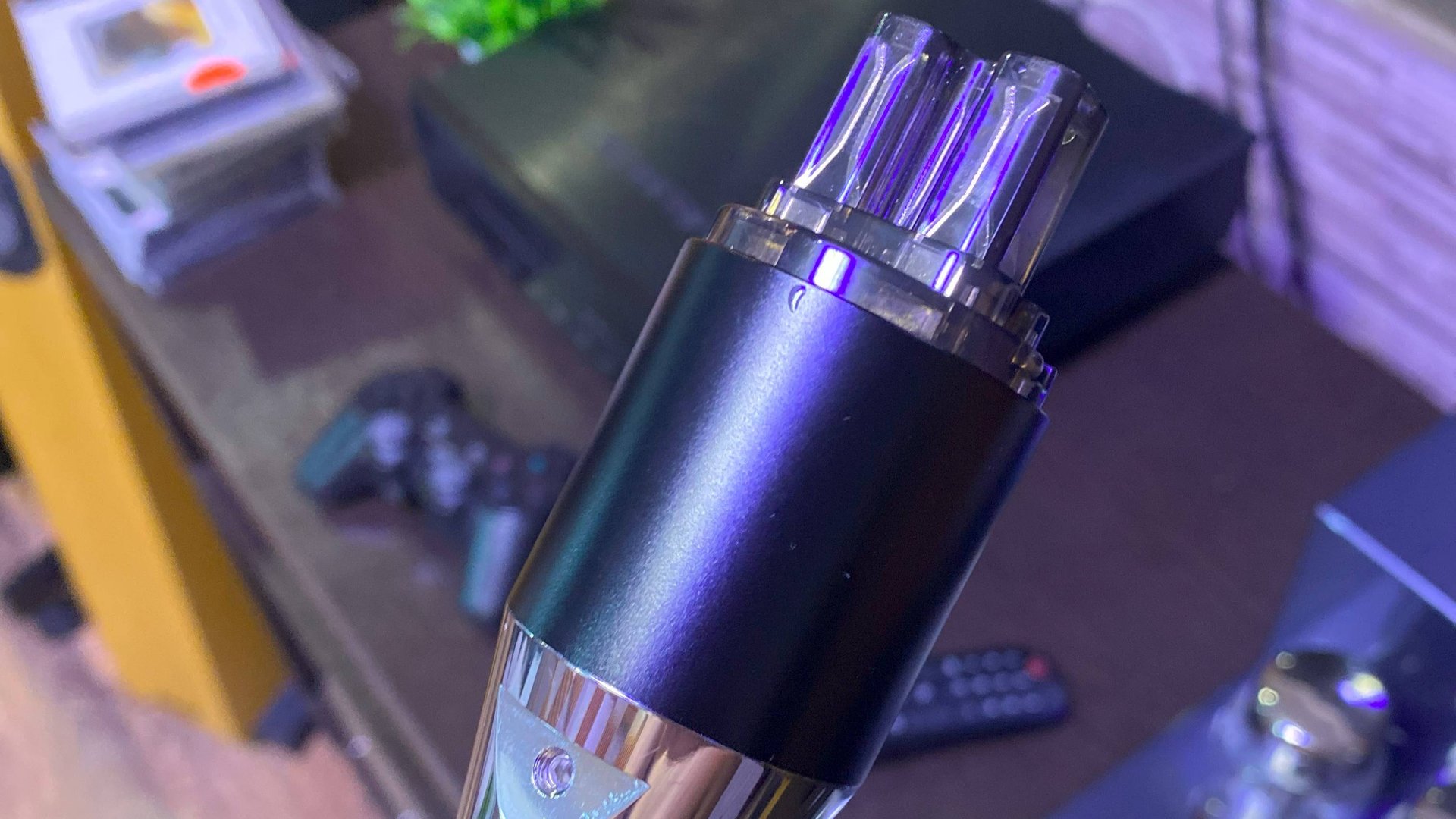 Слушаем Cayin MT45 MKIII C кабелем питания AudioCrast P900