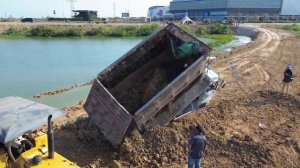 Эвакуация бульдозеров и грузовиков, подборка