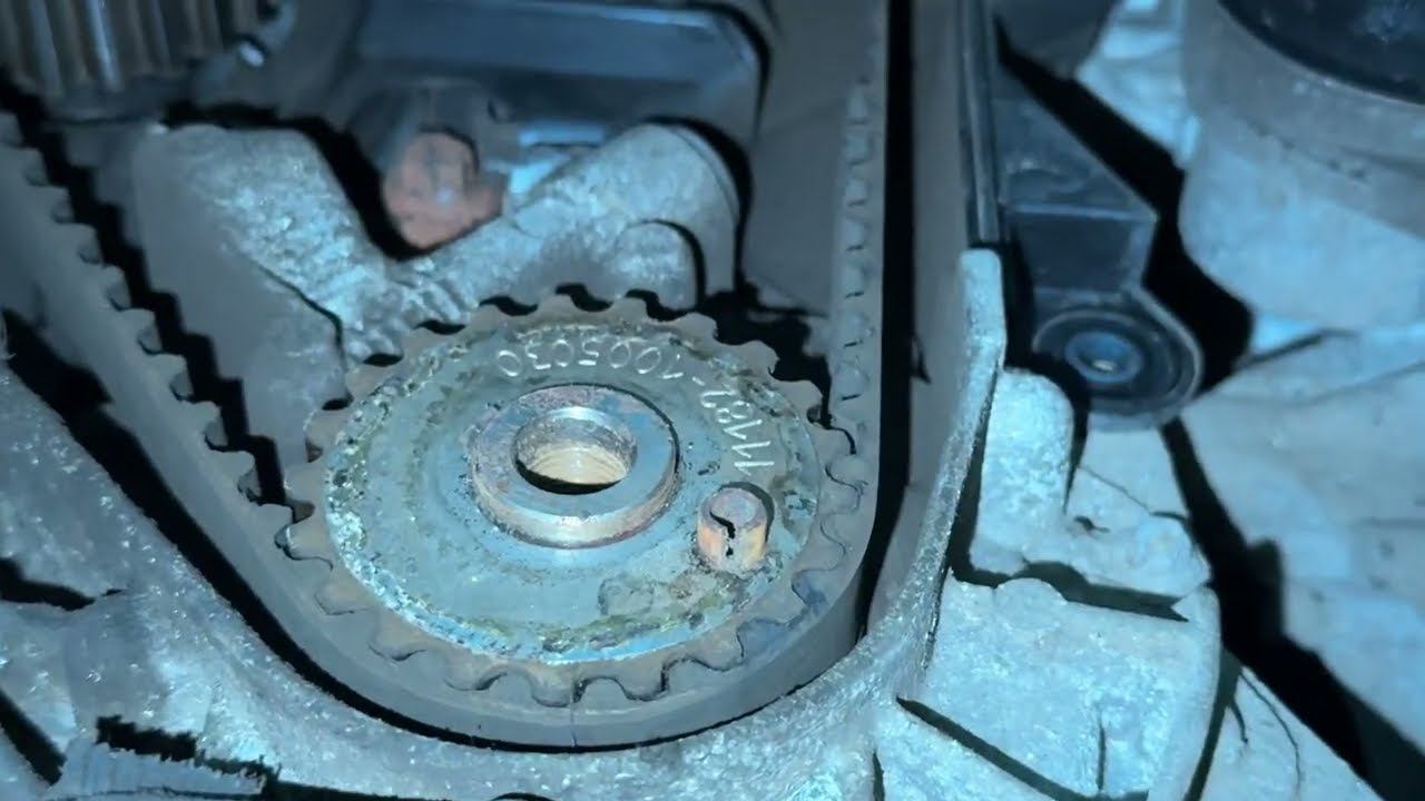 Lada Largus взорвался впускной коллектор смотреть онлайн