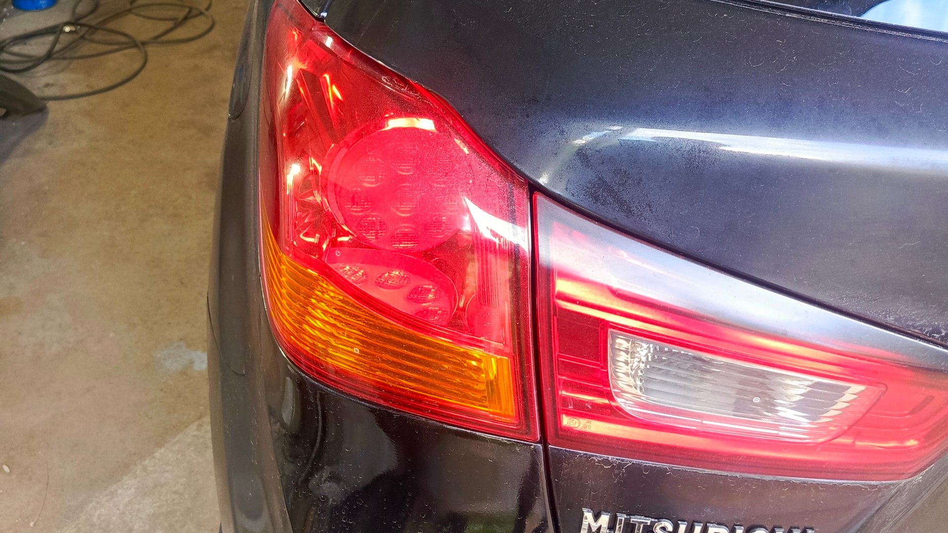 Mitsubishi ASX 2013 год
как снять задний левый фонарь смотреть онлайн